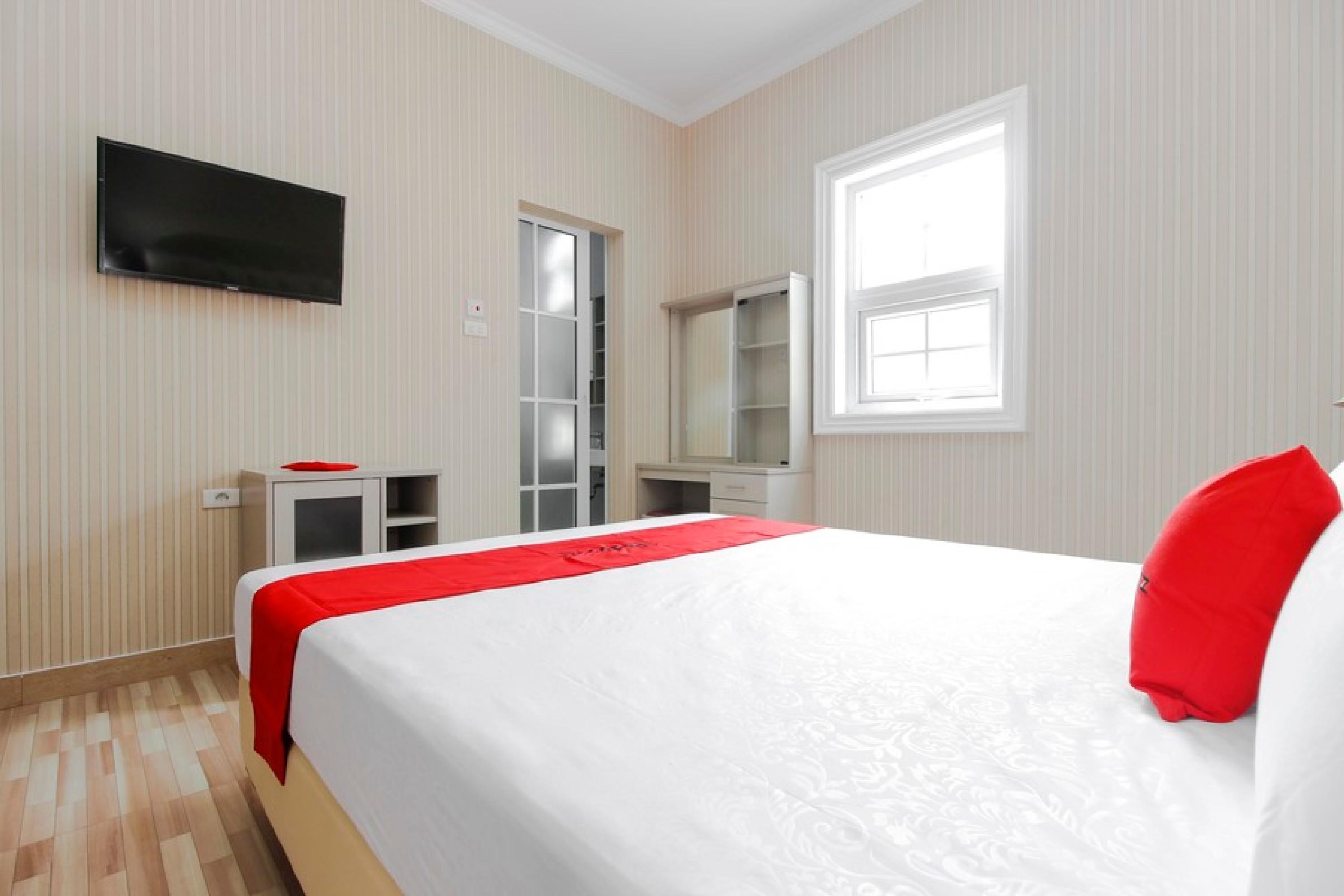 Reddoorz Plus @ Kwitang 2 Jacarta Exterior foto